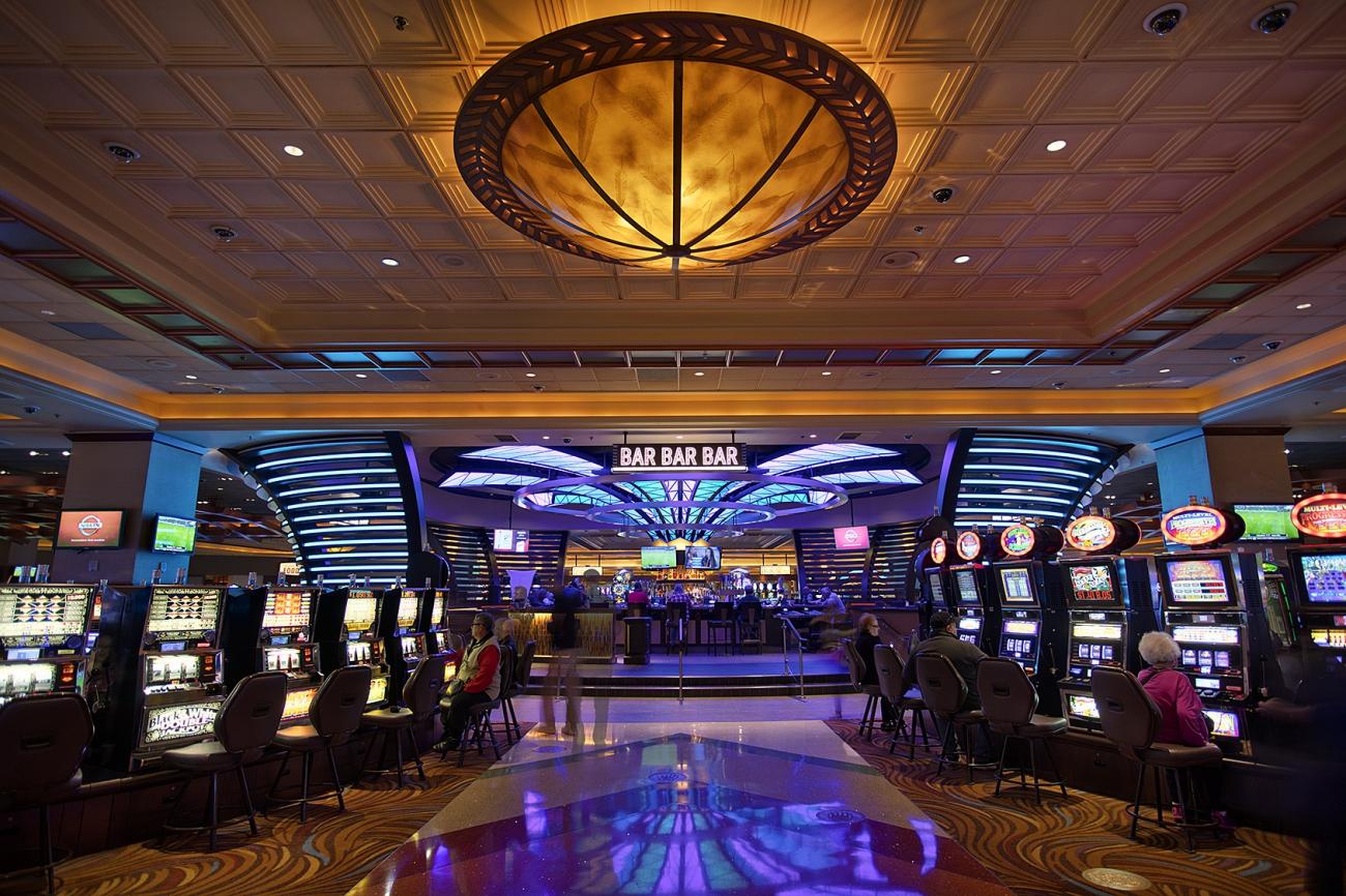 location of san manuel casino in ca